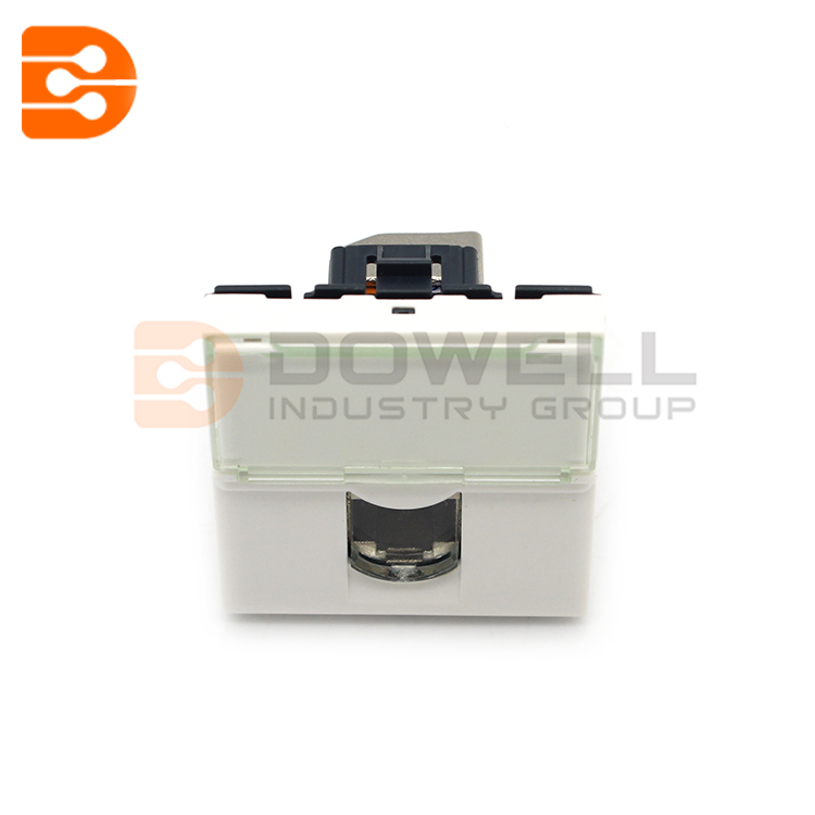 WHITE RJ45 SOCKET MOSAIC CAT. 6 UTP RETRACTABLE